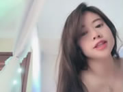 Cô gái ngực khủng Trung Quốc thủ dâm trước ống kính